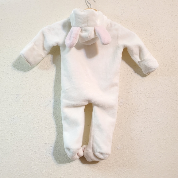 Penelope Mack 6-9 MO Fuzzy White Bunny Costune Onesie - Picture 2 of 4